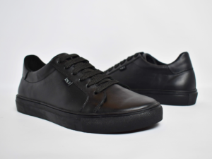 Zapatenis all black